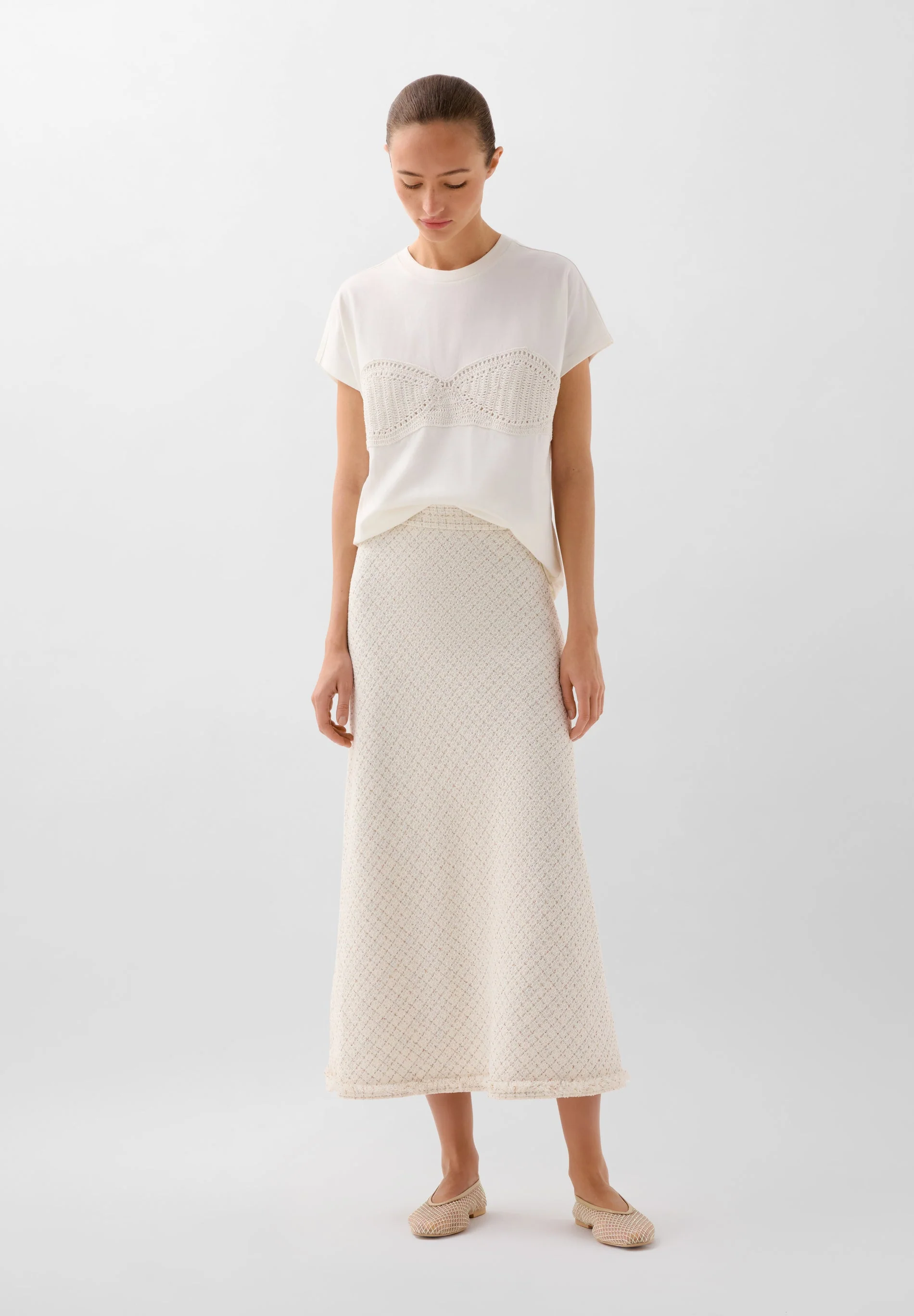 T-SHIRT WITH CROCHET DETAIL - Image 3