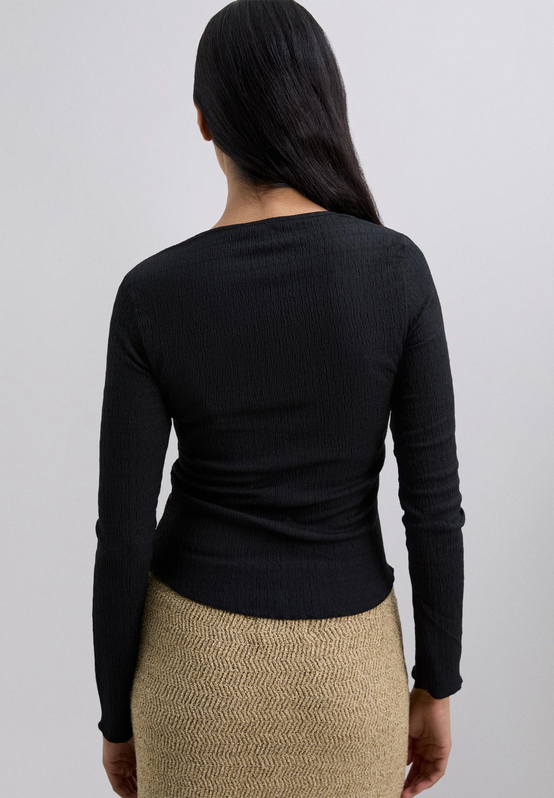 ASYMMETRIC NECKLINE TOP - Image 4
