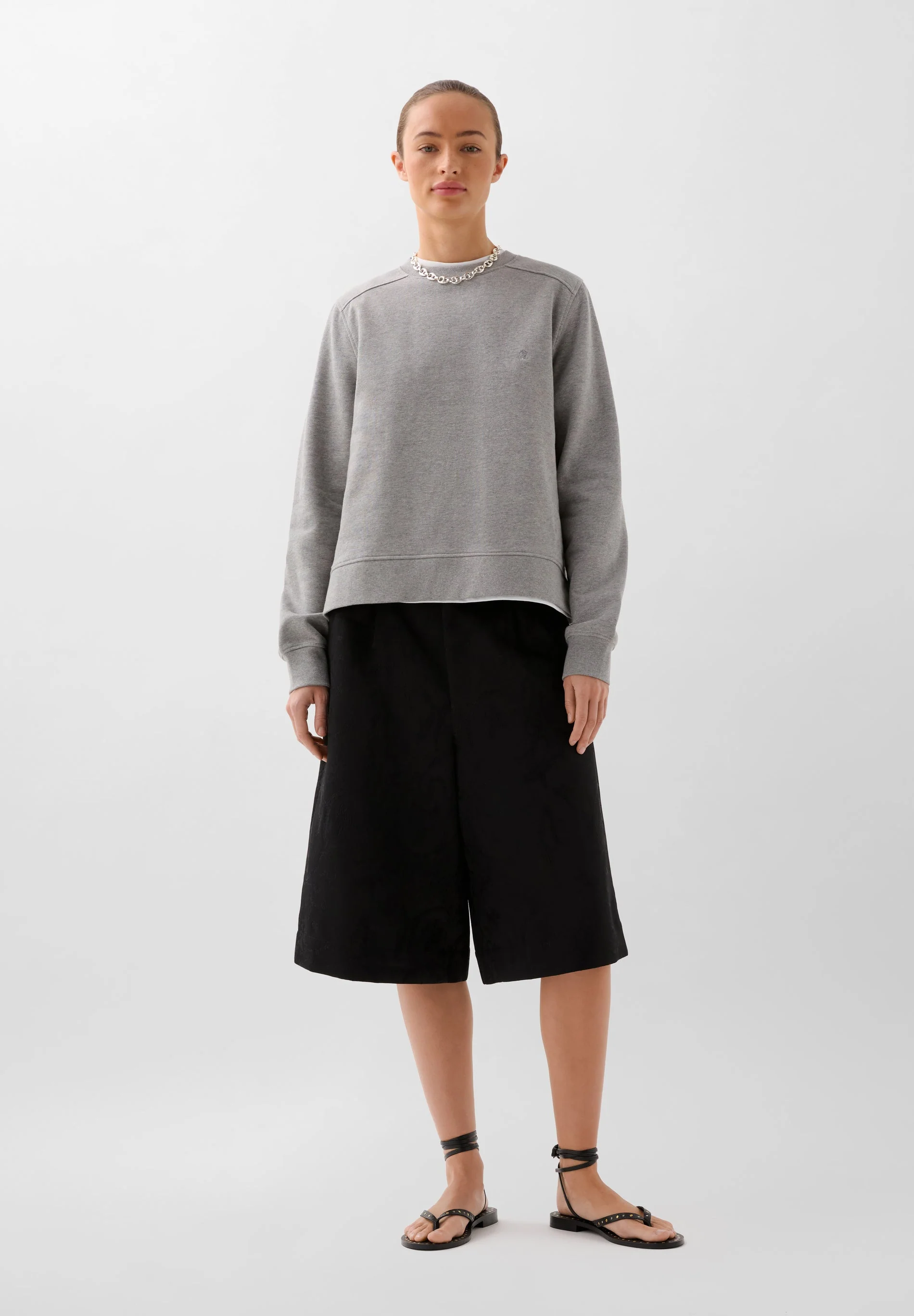 BASIC SKULL SWEATSHIRT - Image 2