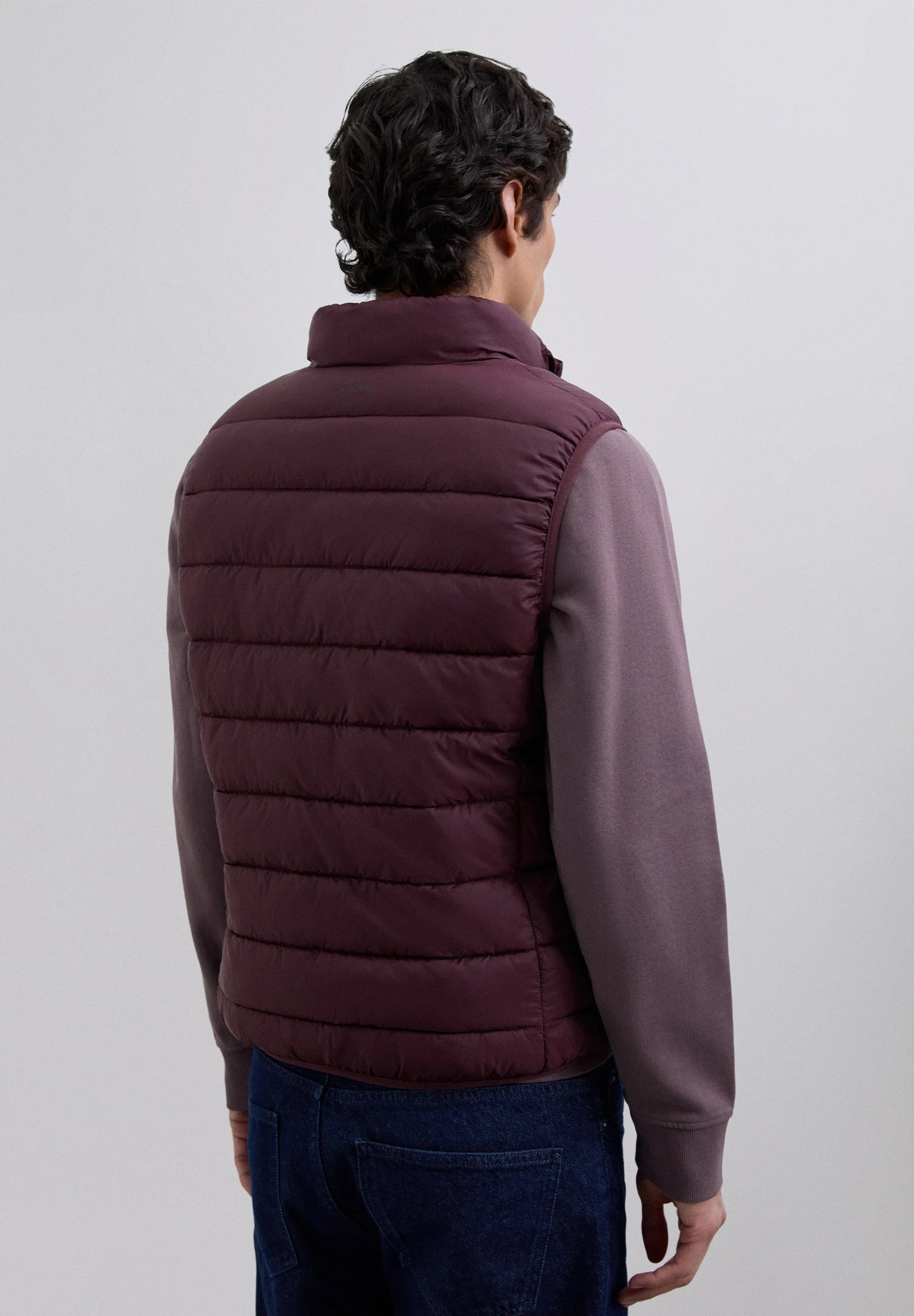 LIGHT PUFFER VEST - Image 4