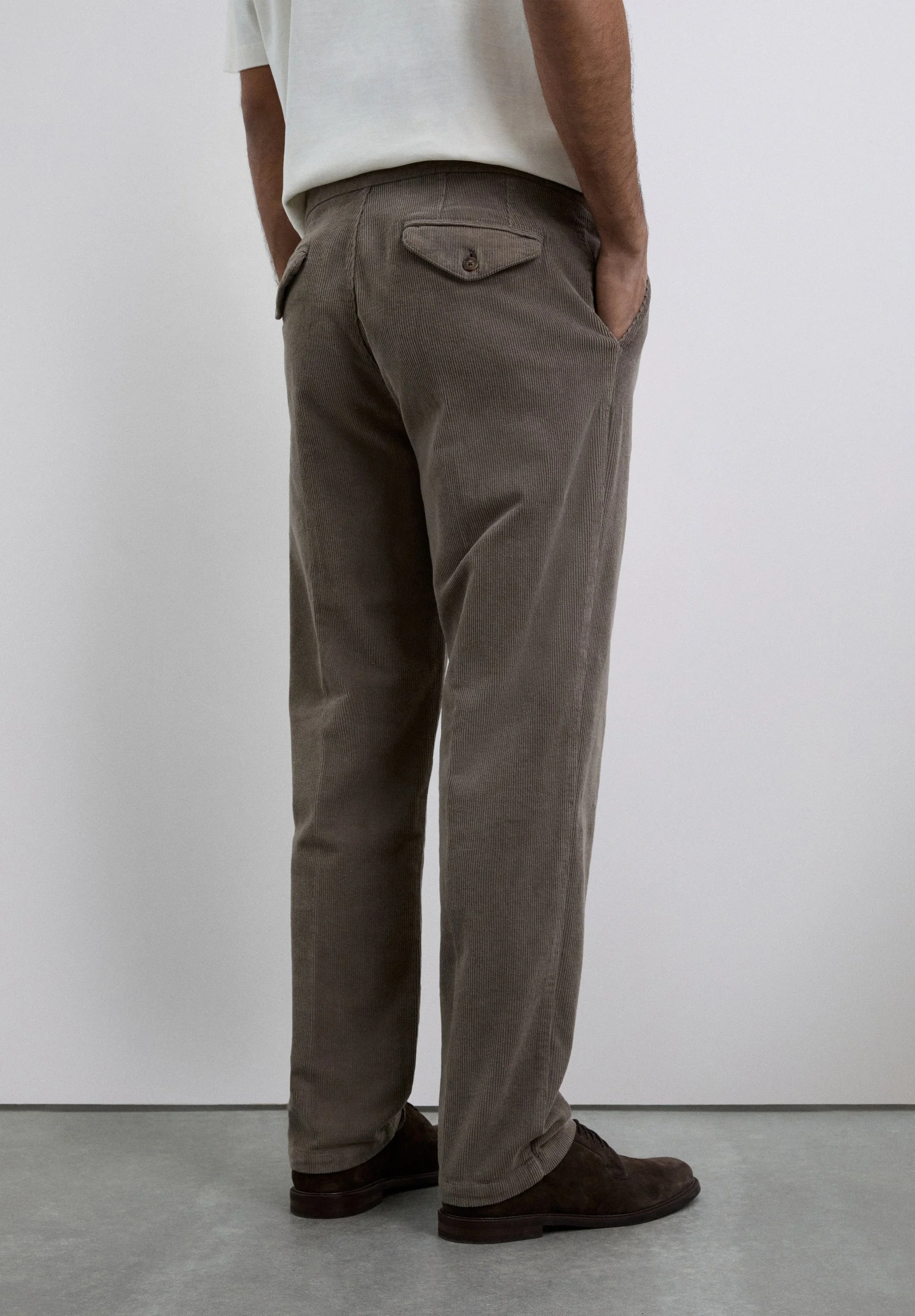 SLIM FIT CORDUROY TROUSERS WITH DARTS - Image 4