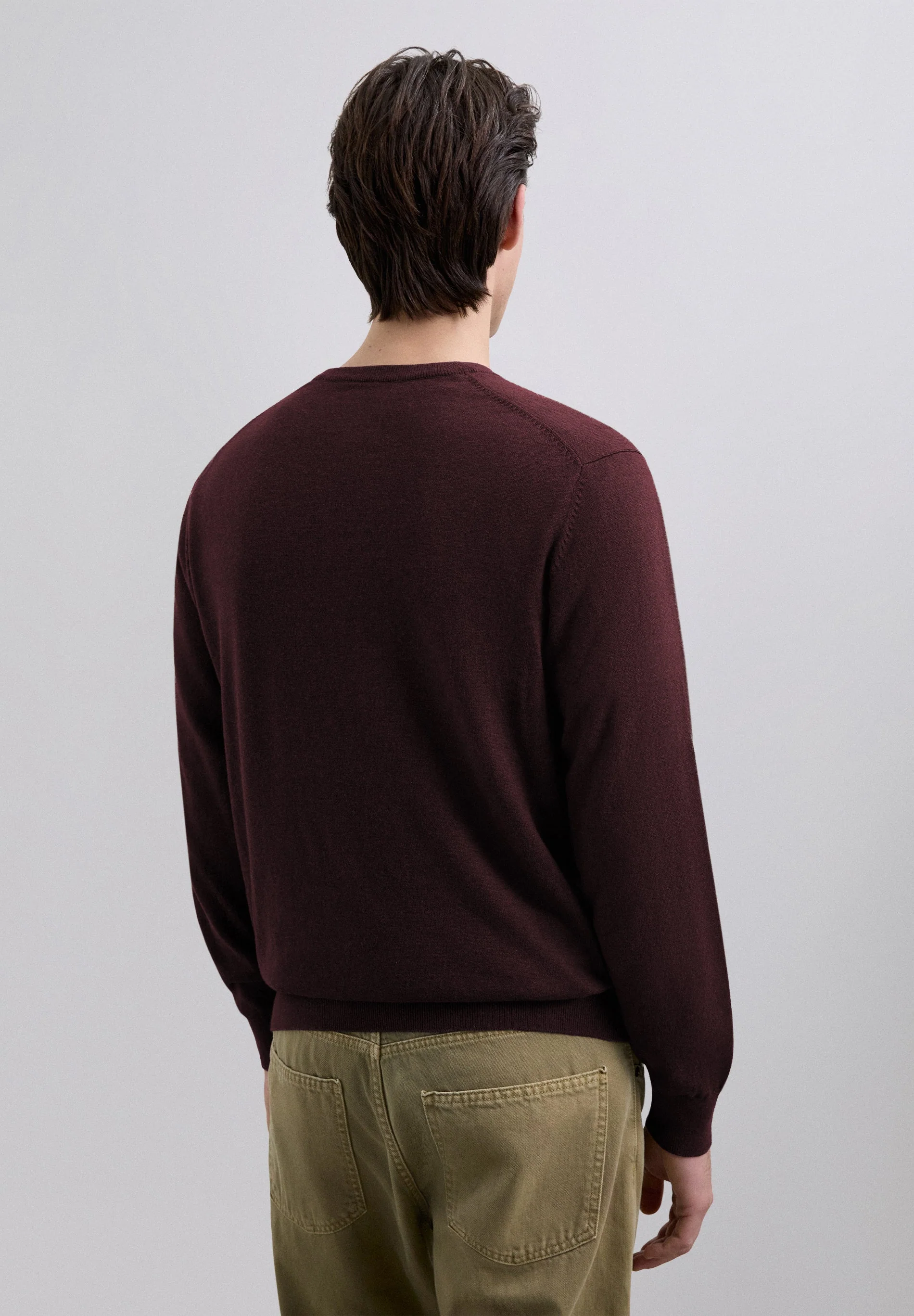 V-NECK SKULL SWEATER - Image 3