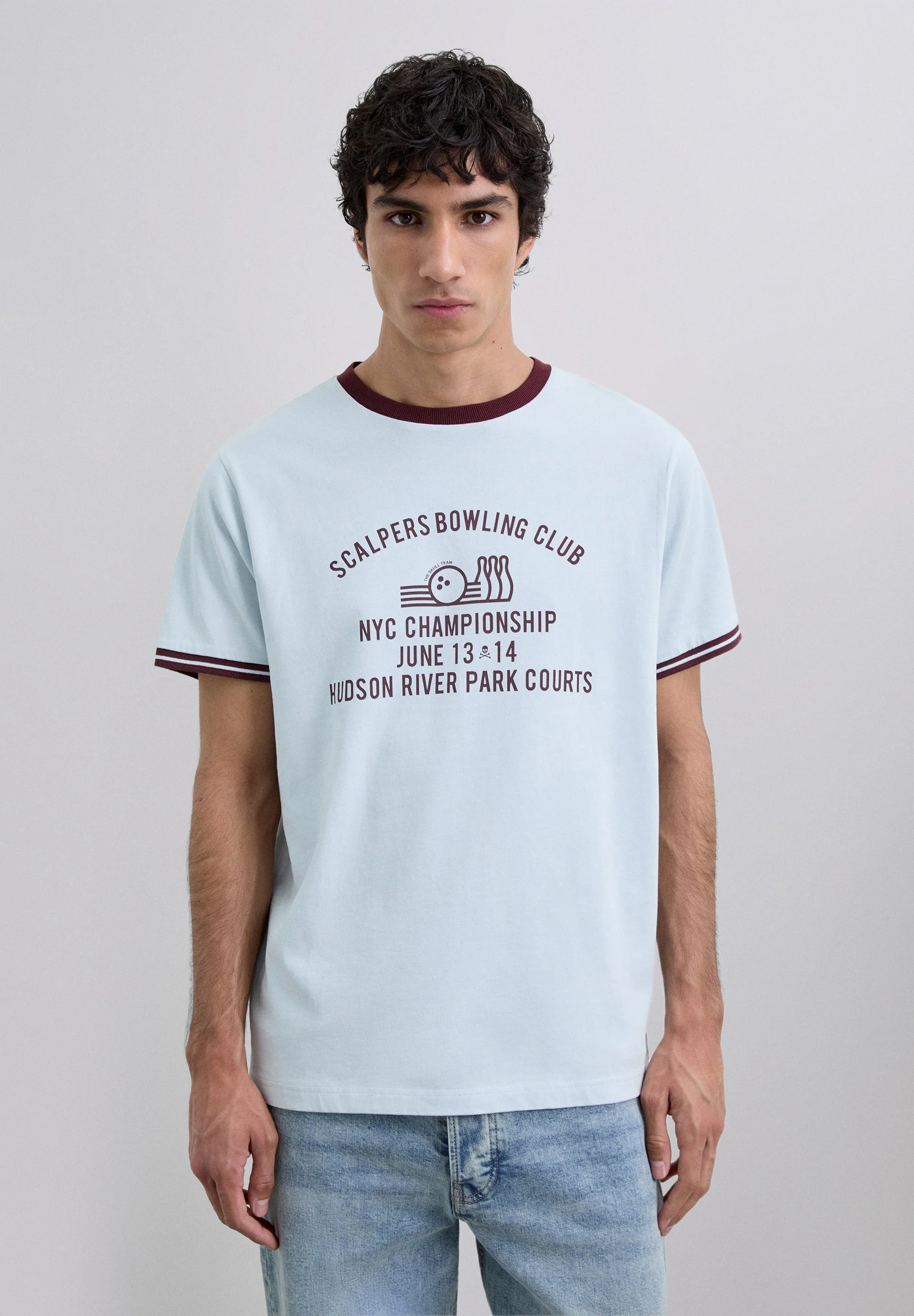 CONTRAST PRINT T-SHIRT