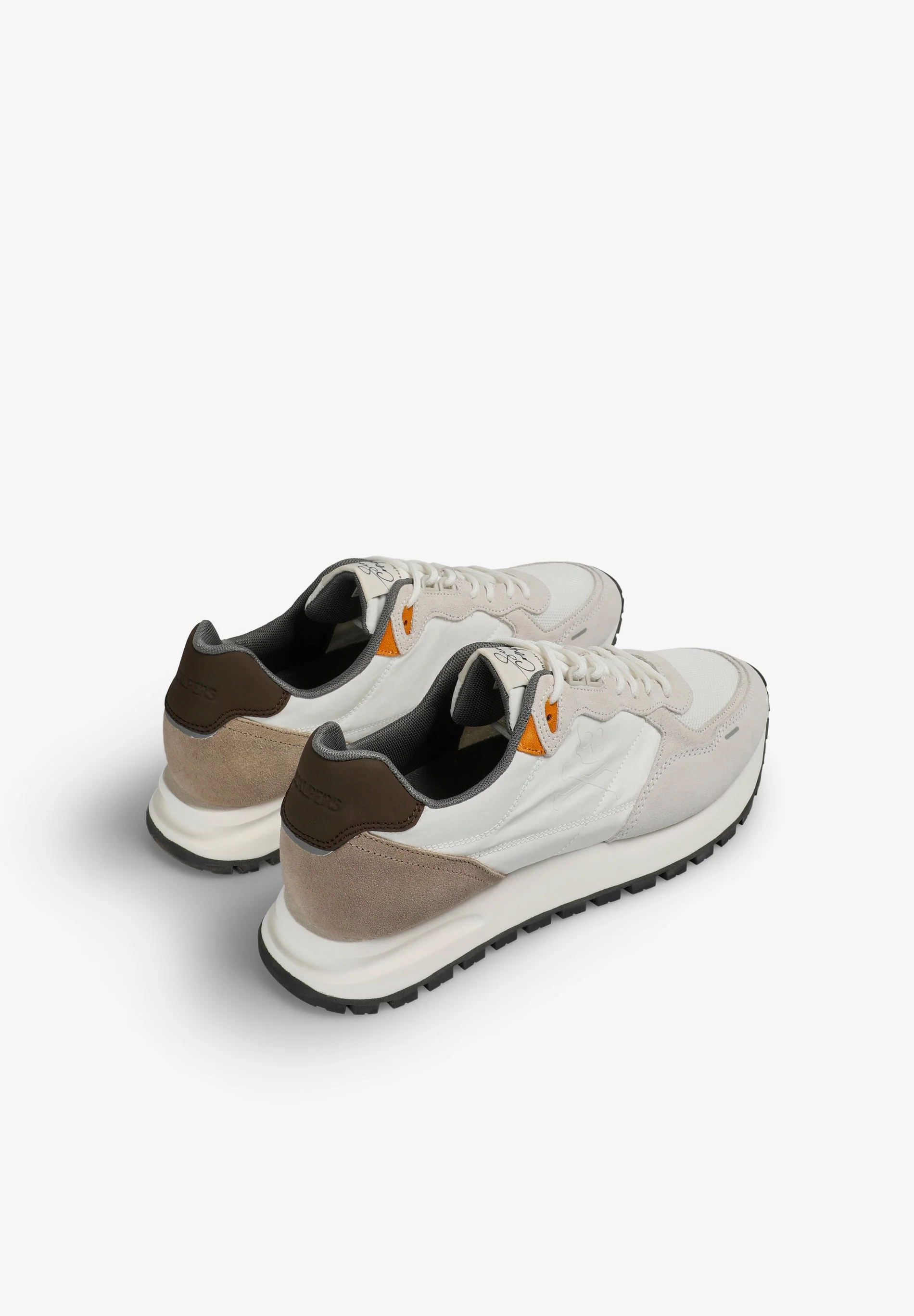 SNEAKERS WITH SIDE SKULL - Image 3