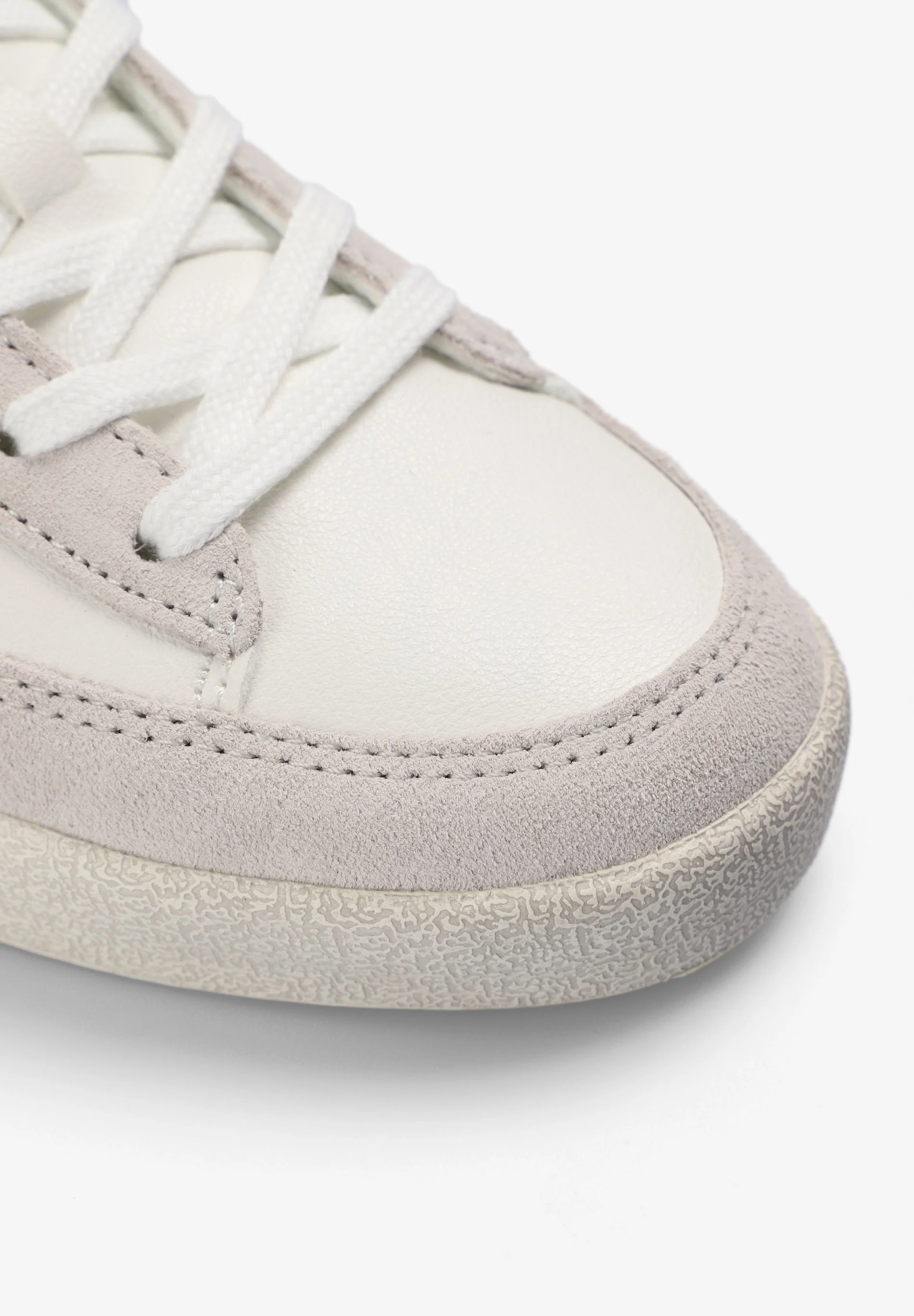 GLITTER SKULL SNEAKERS - Image 7