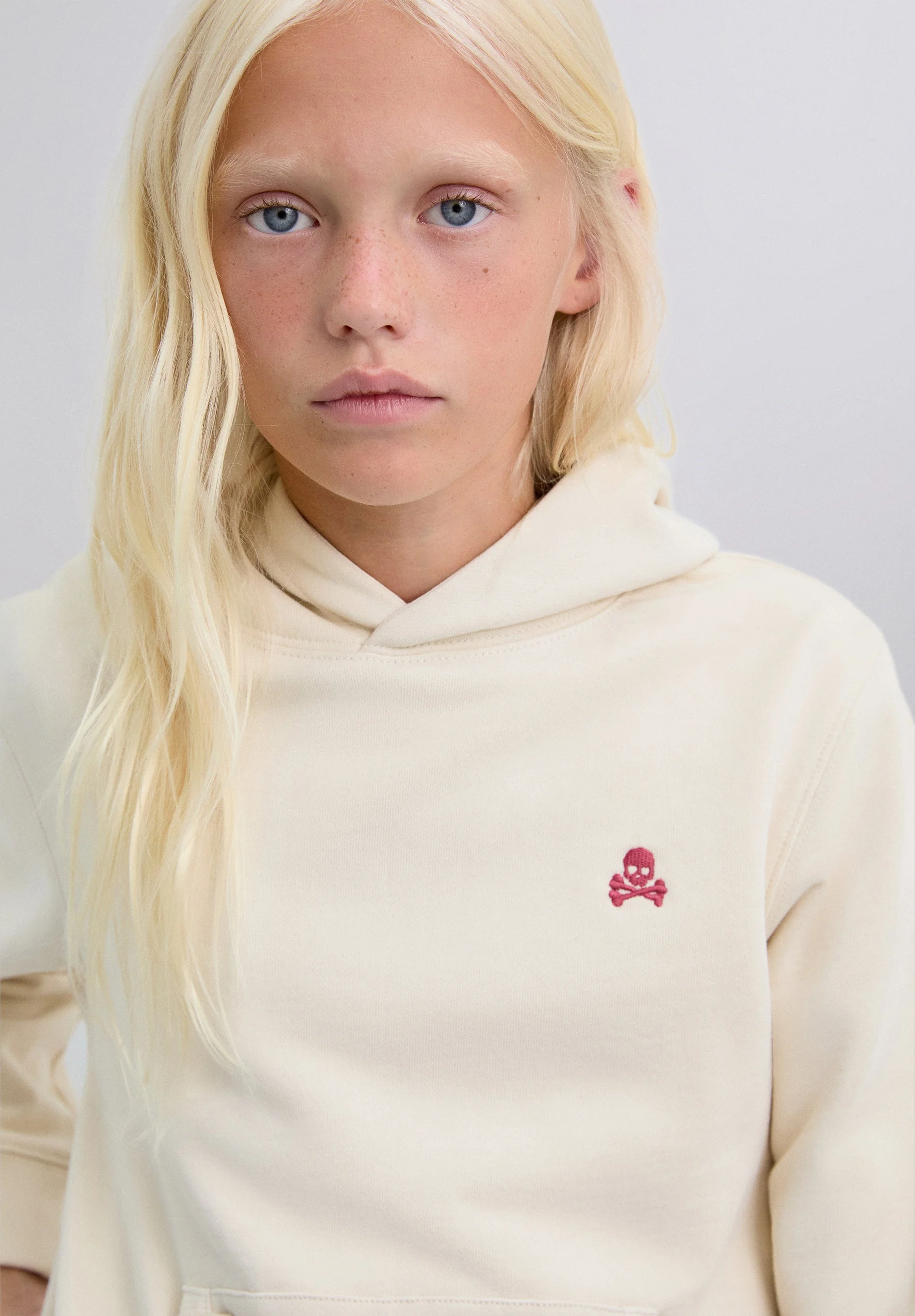 HOODIE WITH EMBROIDERED SKULL - Image 4