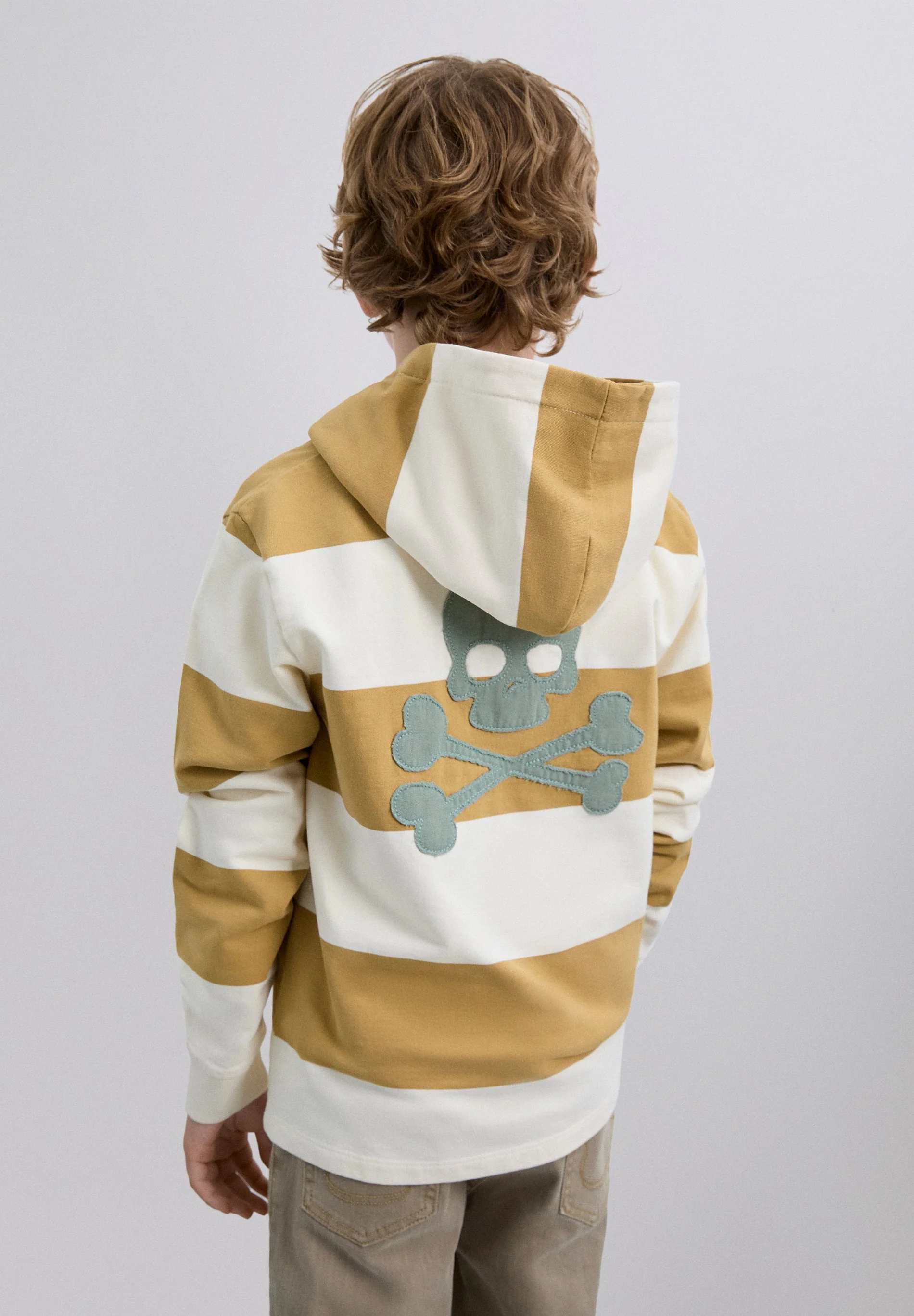 STRIPED HOODIE WITH SKULL