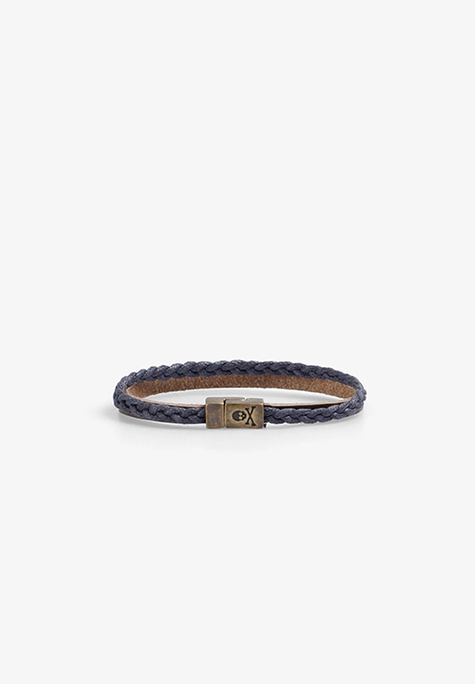LEATHER BRACELET WITH SKULL