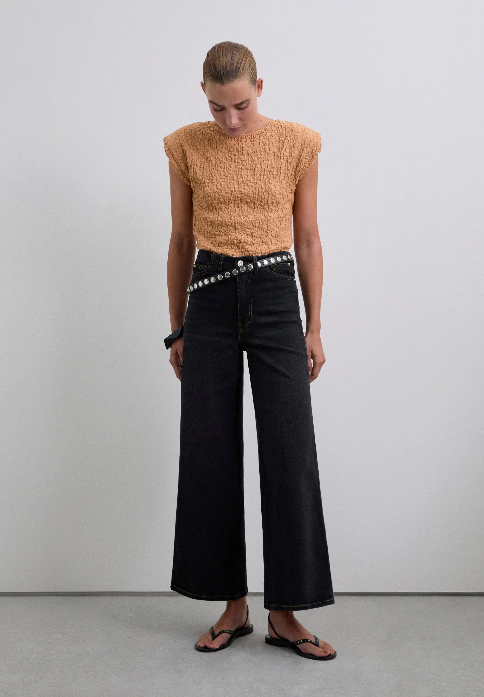 TEXTURED T-SHIRT - Image 4