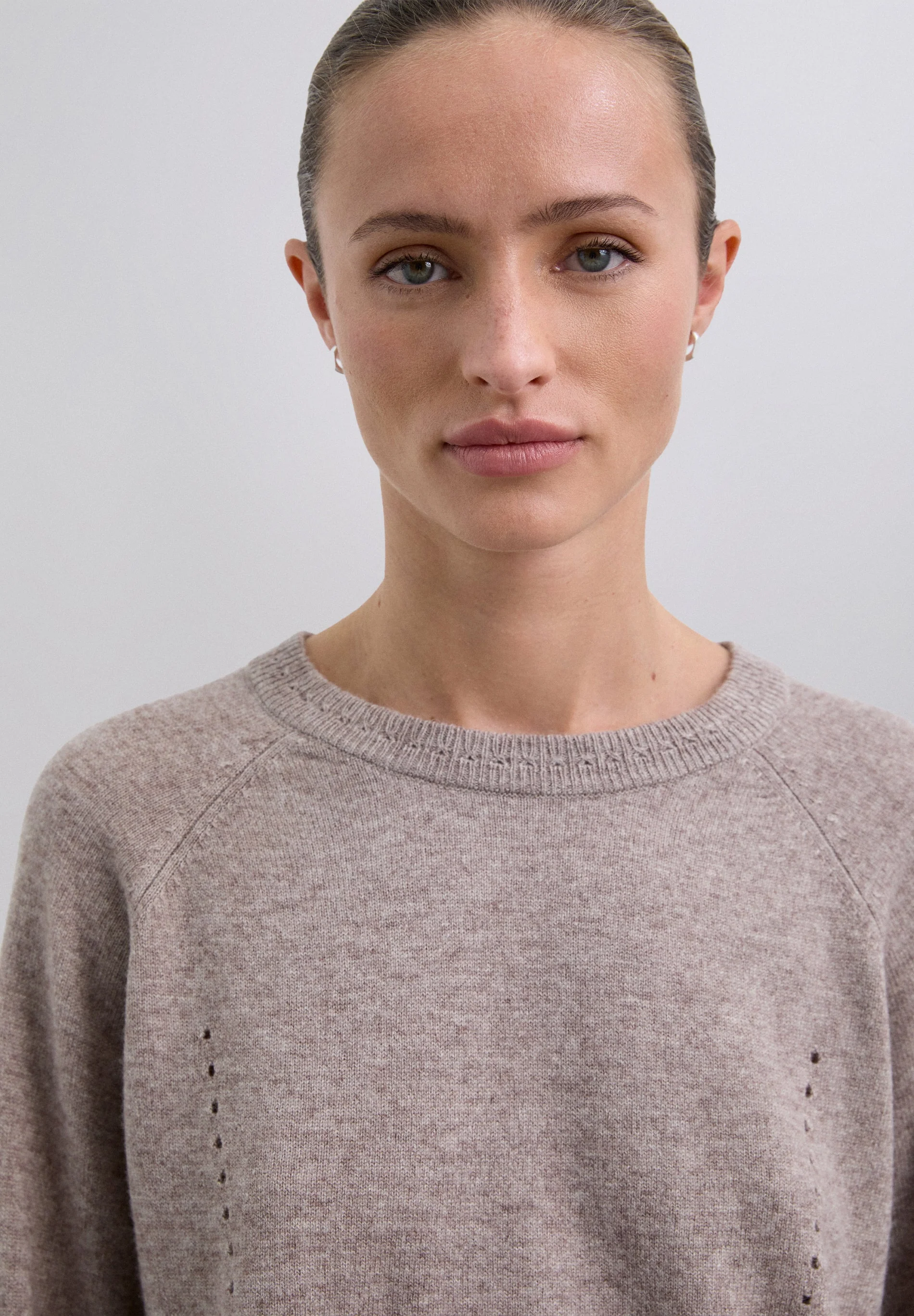 WOOL SWEATER WITH MINI CUTOUTS - Image 4