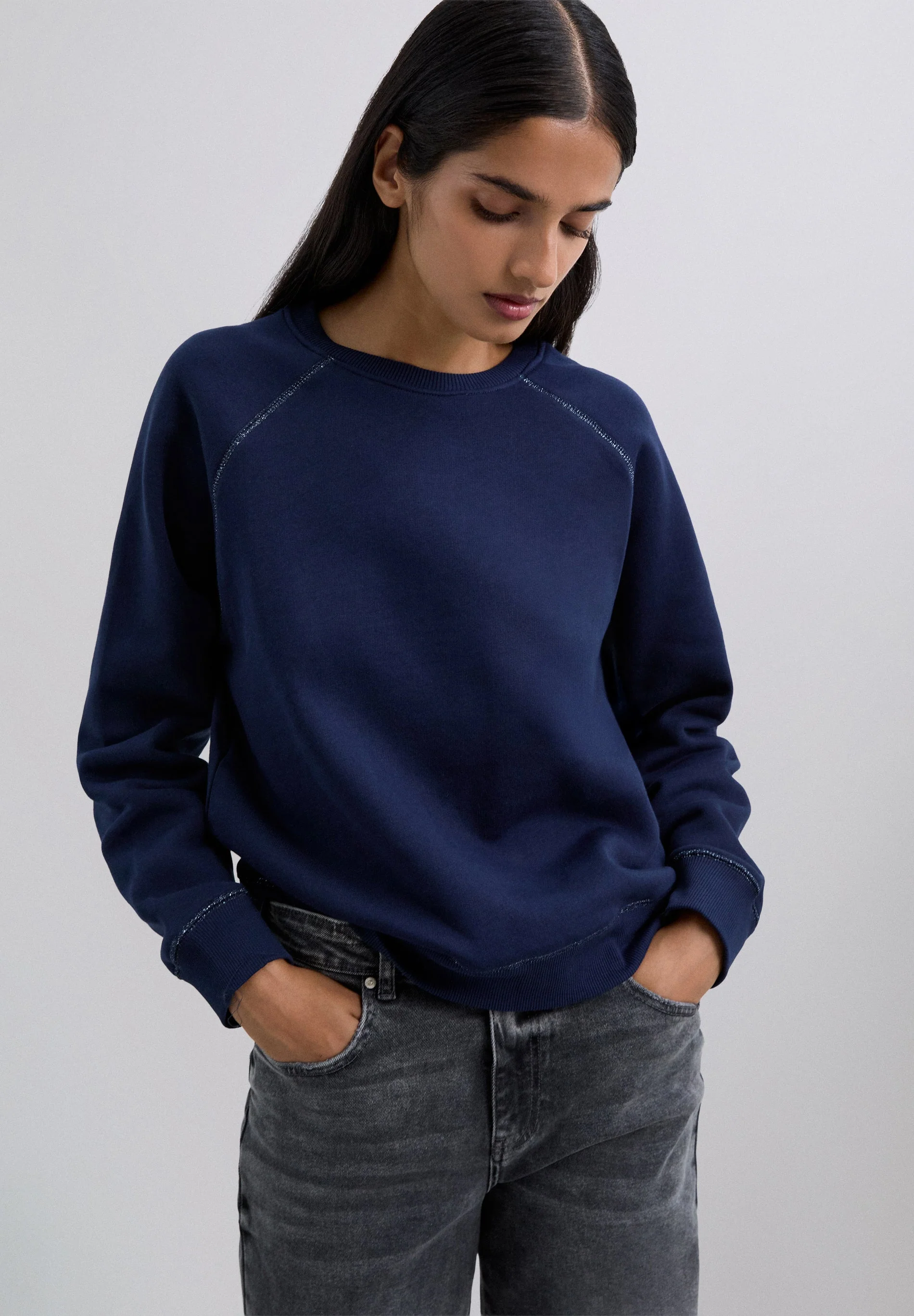SWEATSHIRT WITH BACK EMBROIDERED LOGO - Image 3