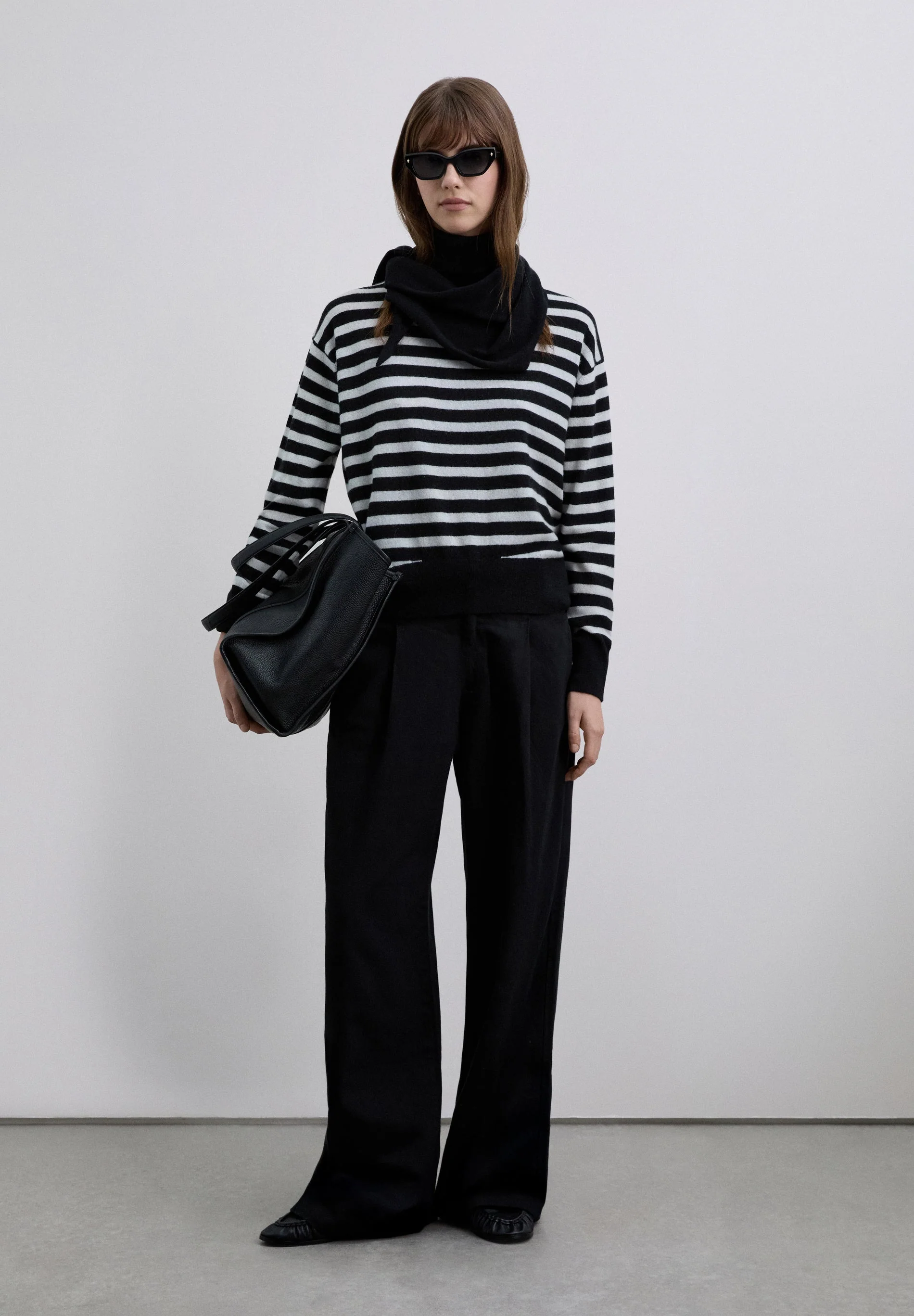 ROLL NECK WOOL SWEATER - Image 2