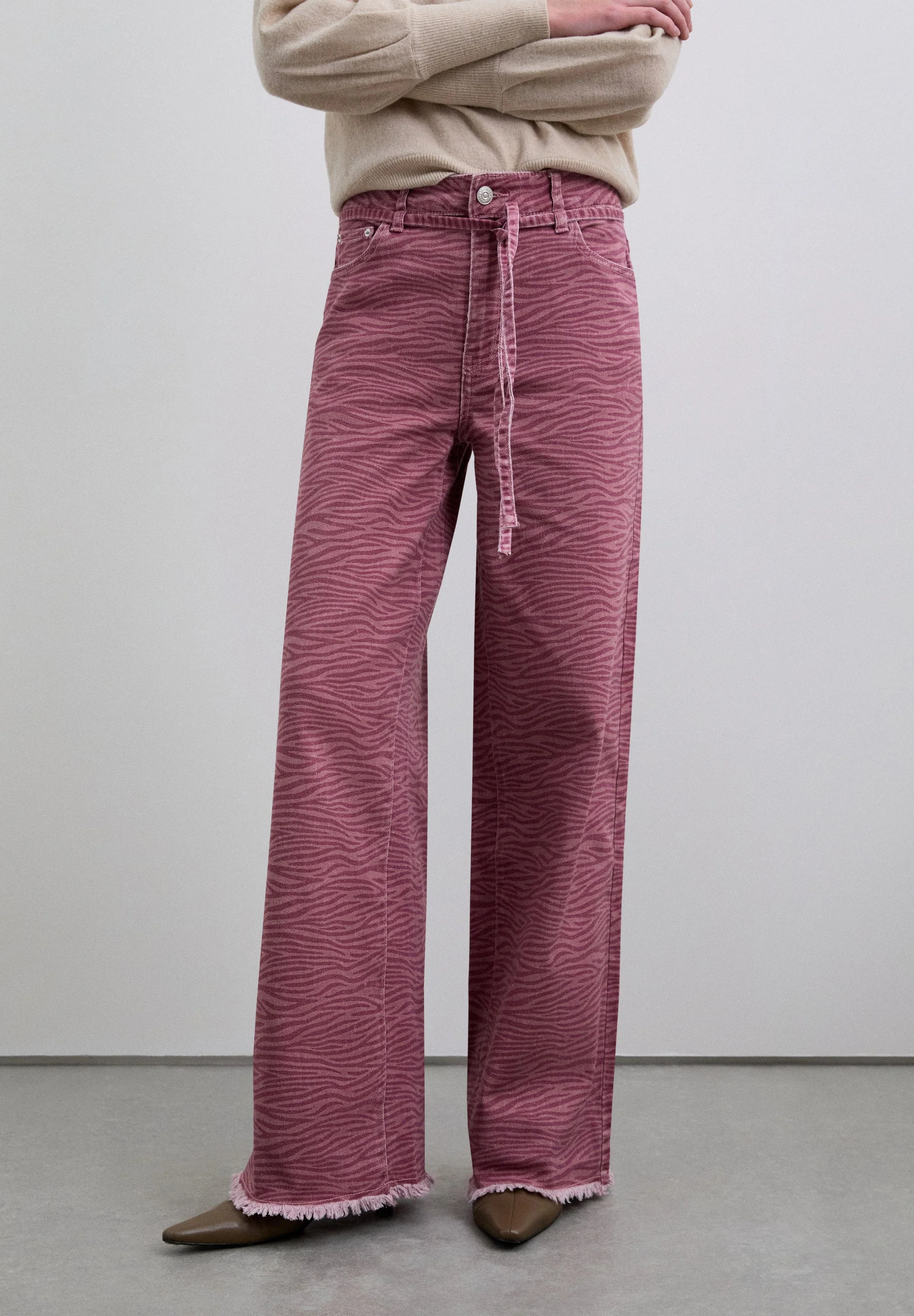 ANIMAL PRINT DRAWSTRING TROUSERS - Image 2