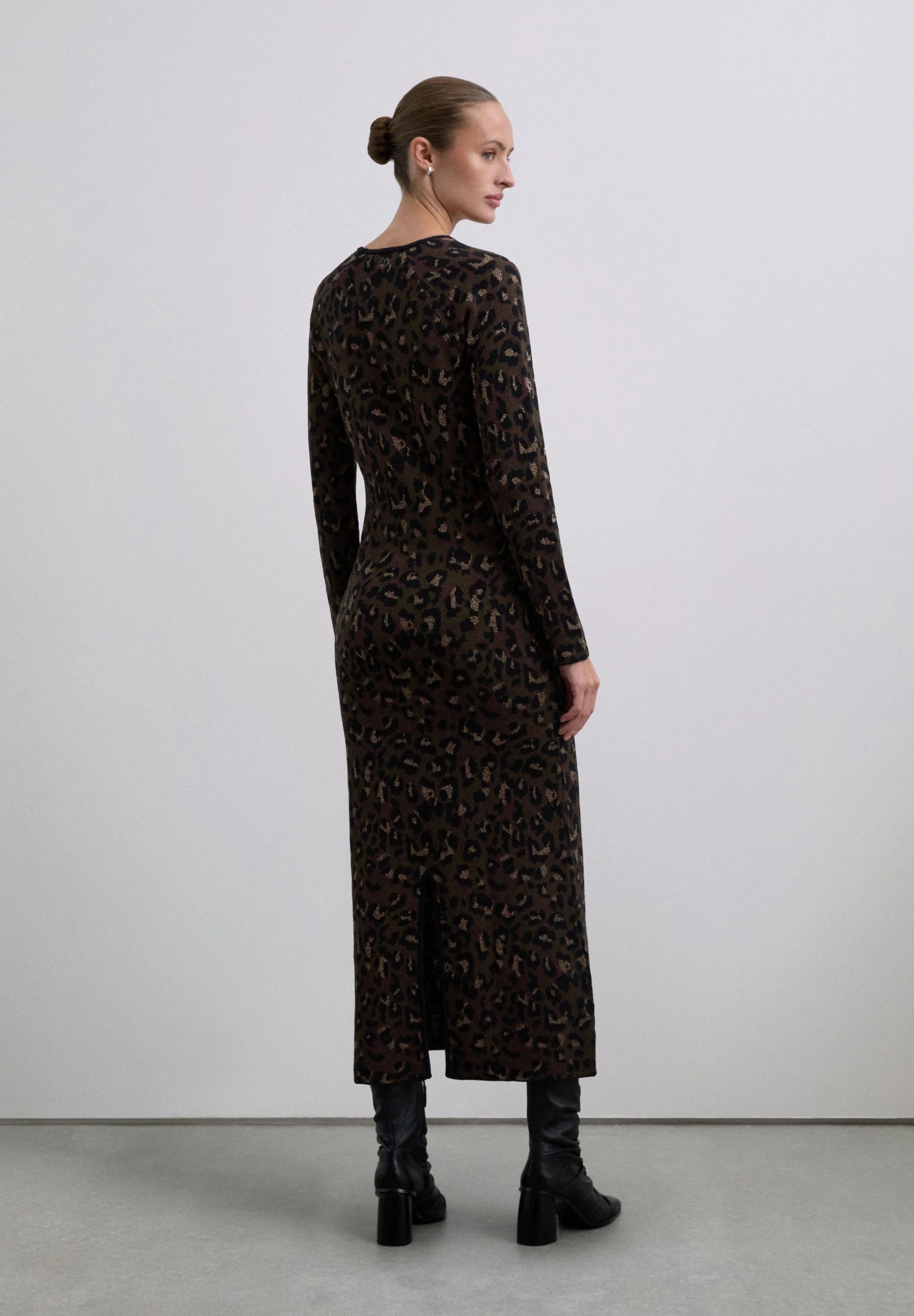 JACQUARD KNIT MIDI DRESS - Image 4