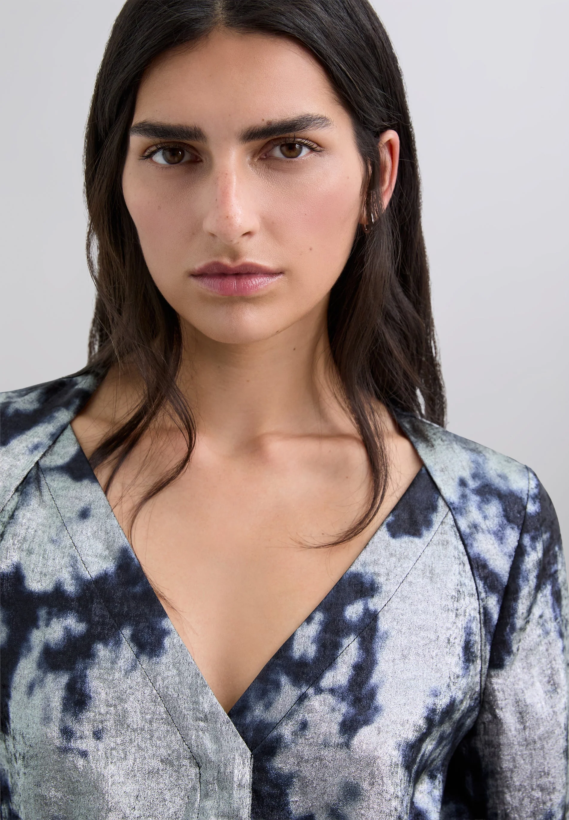 TIE-DYE BLOUSE WITH METALLIC DETAILS - Image 3