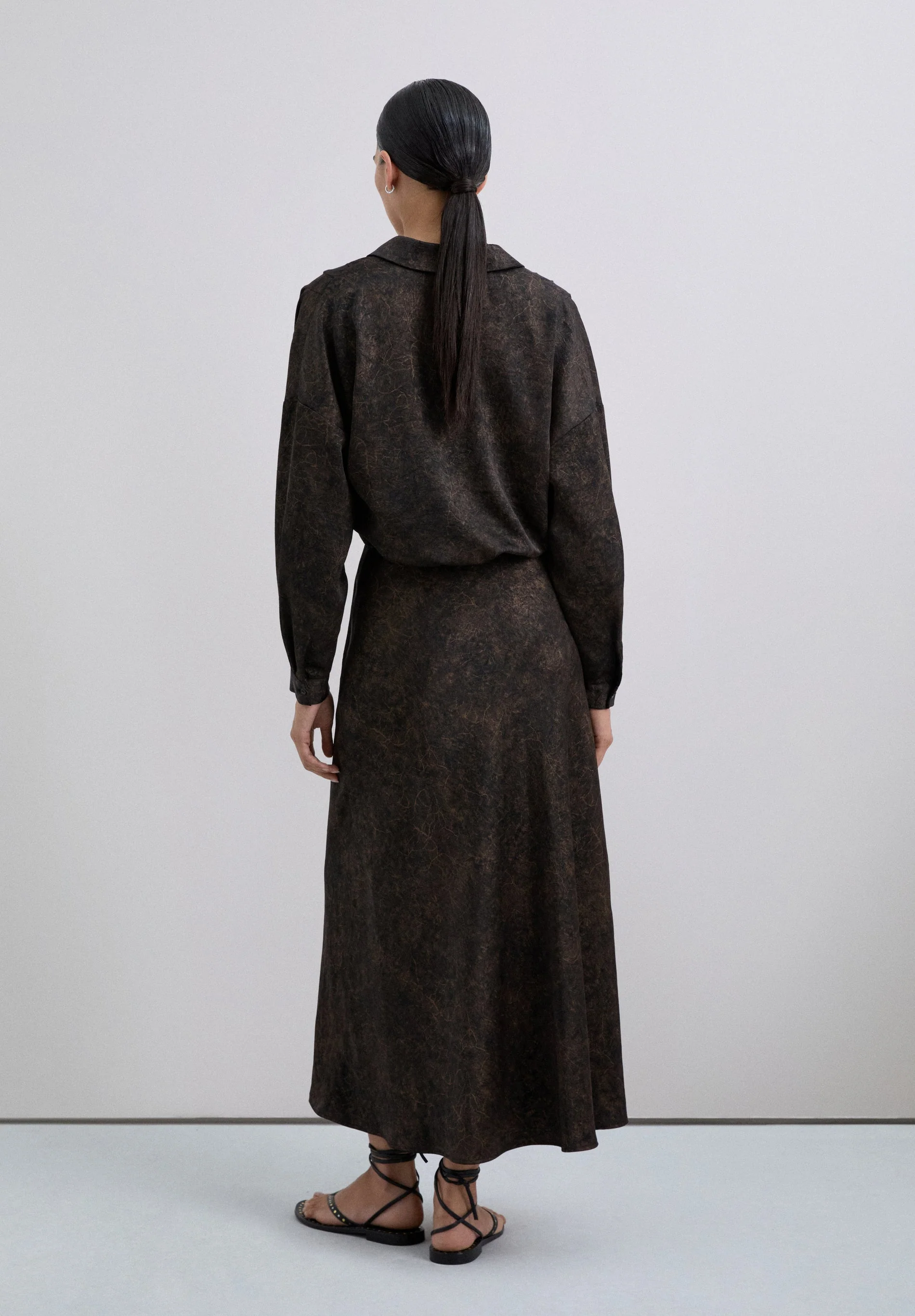 MARBLEISED SATIN SKIRT - Image 3