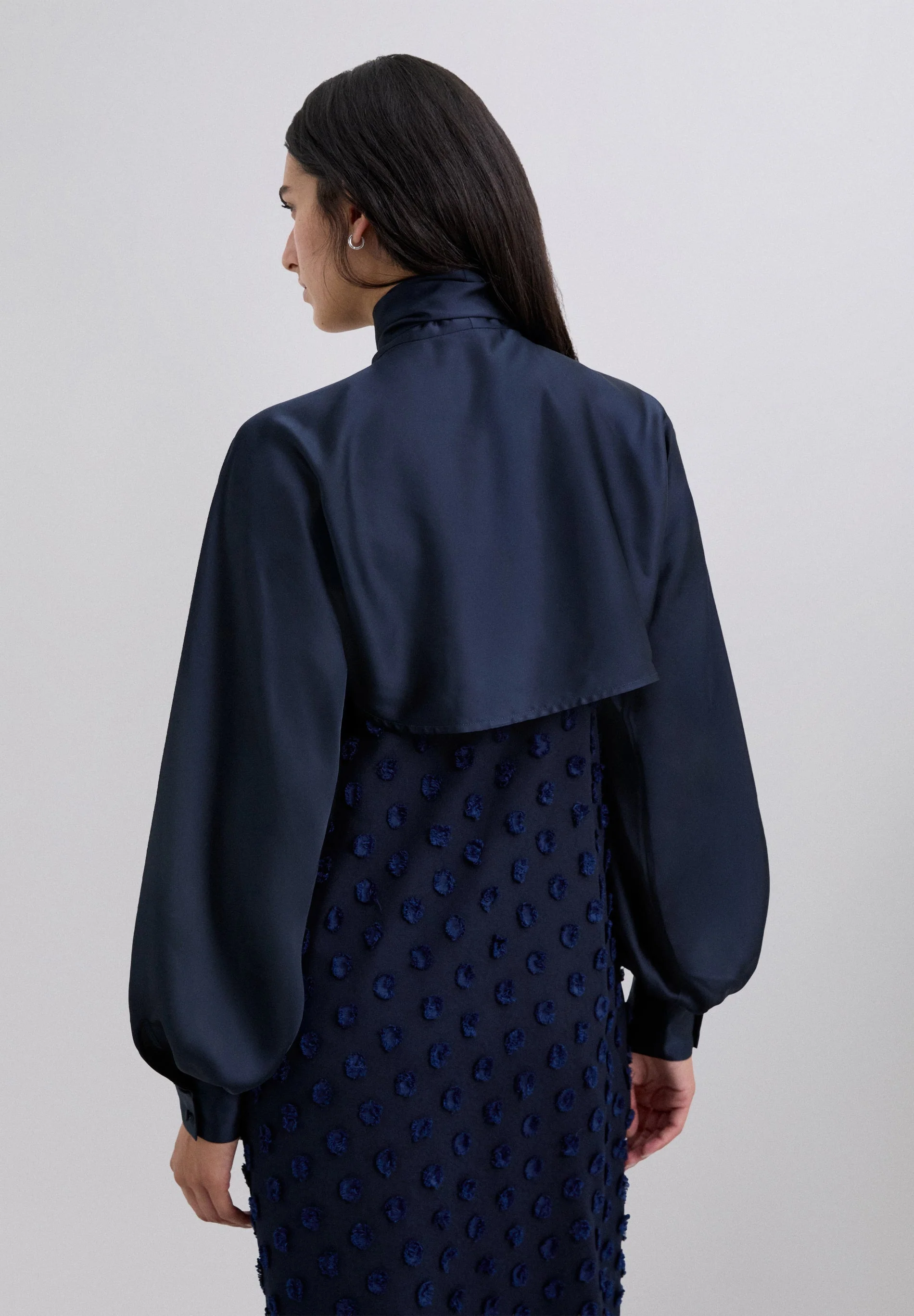 SCSLIP CAPE - Image 4
