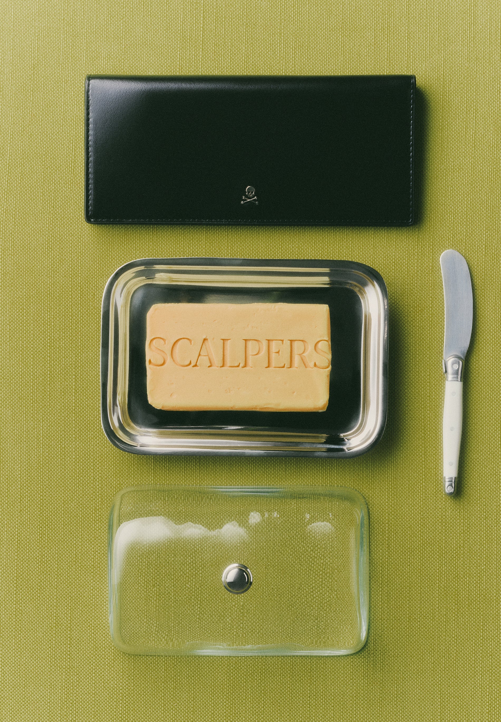 CLASSIC LEATHER WALLET