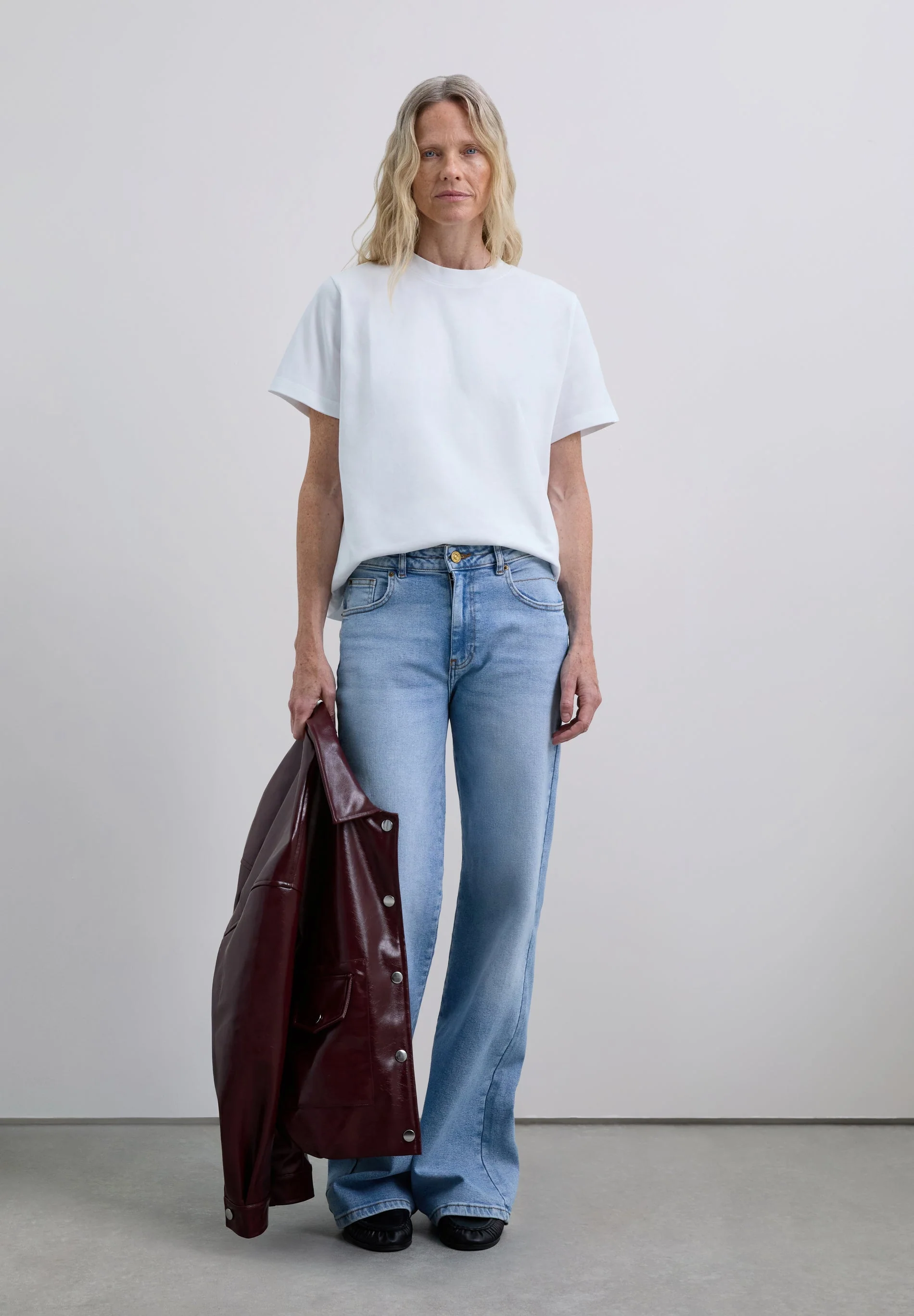 REGULAR FIT BASIC T-SHIRT - Image 3
