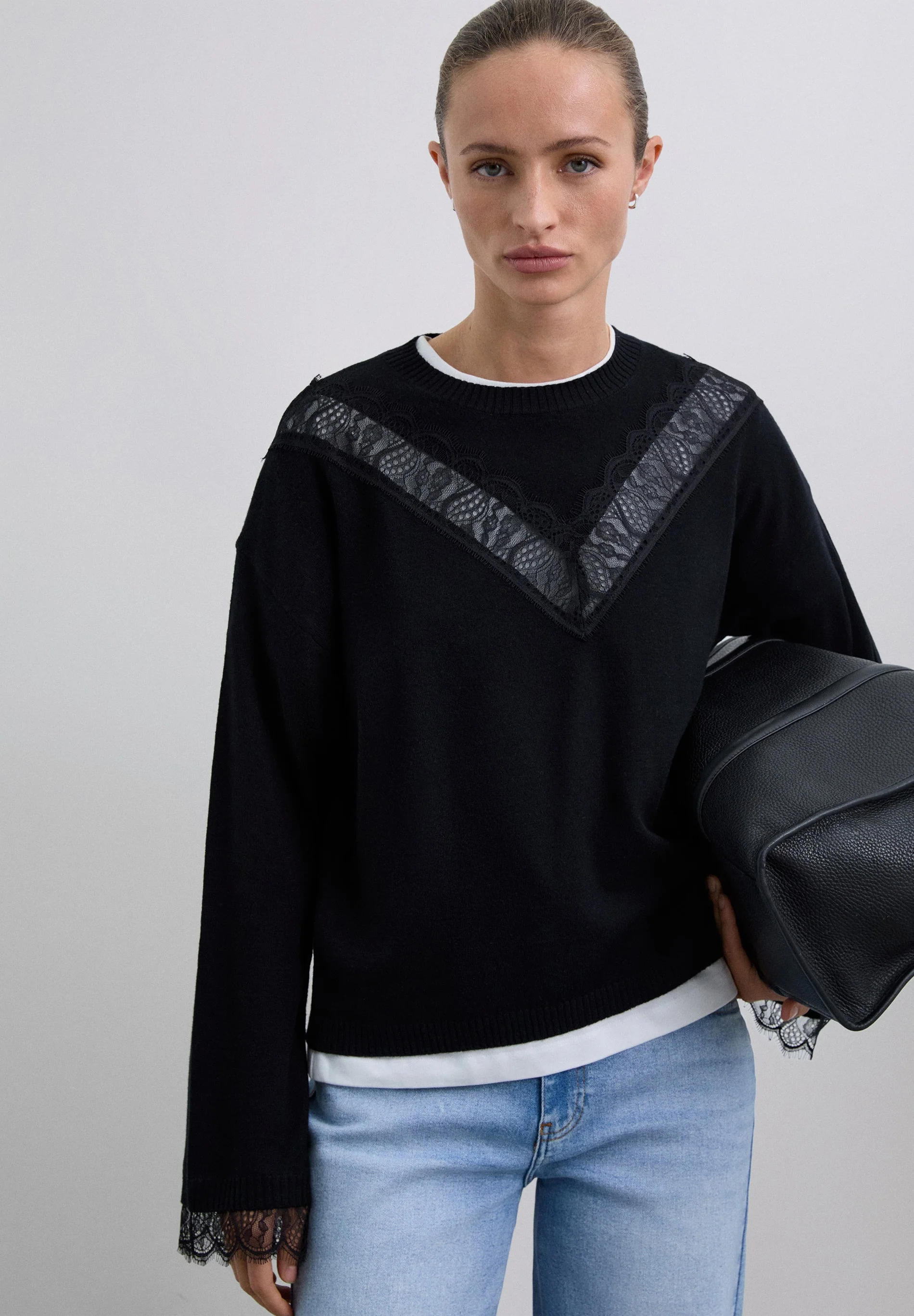 LACE DETAIL SWEATER - Image 2