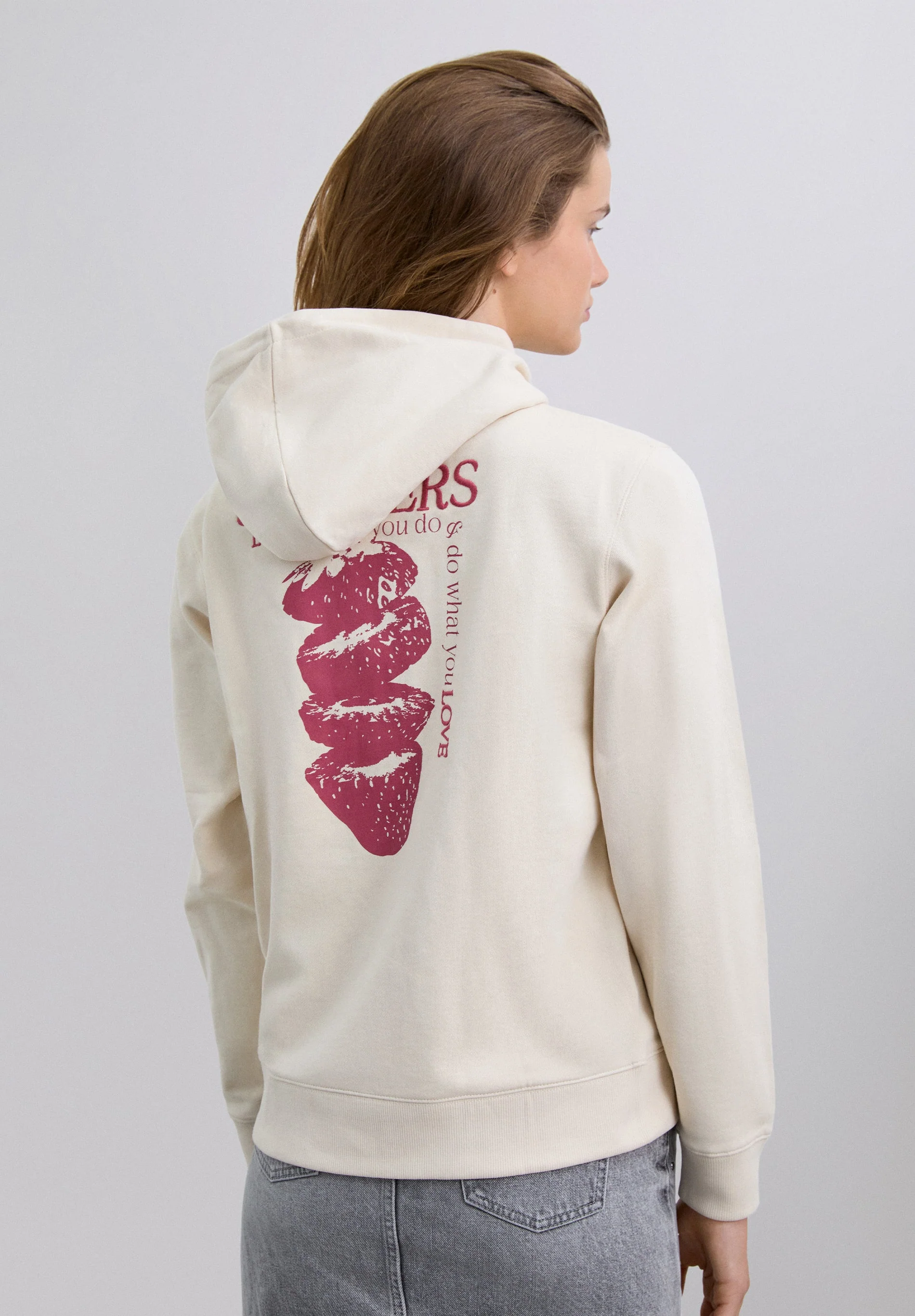 HOODIE WITH EMBROIDERED SKULL