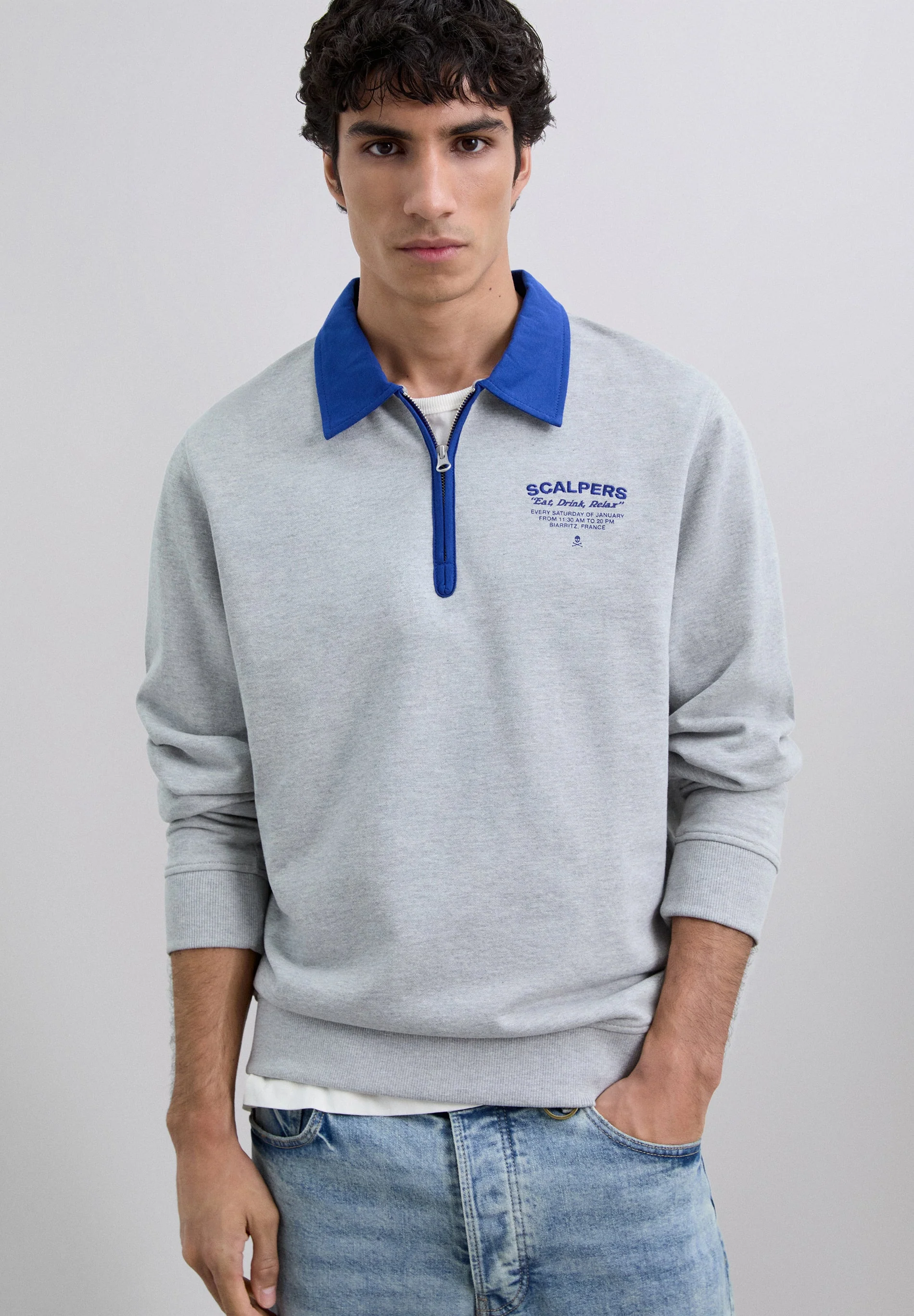 EMBROIDERED SWEATSHIRT WITH ZIP - Image 2