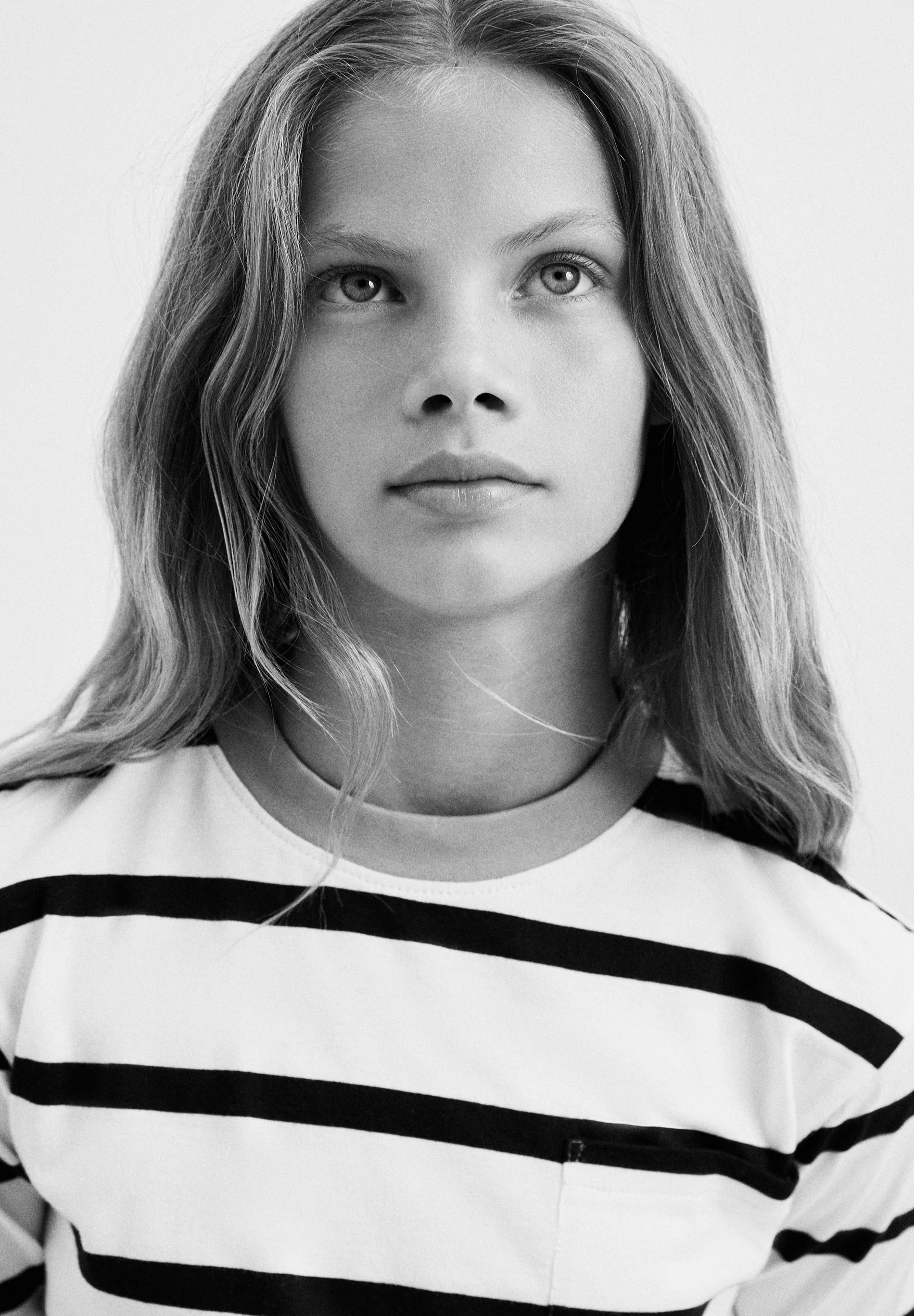 CONTRAST STRIPED T-SHIRT - Image 6