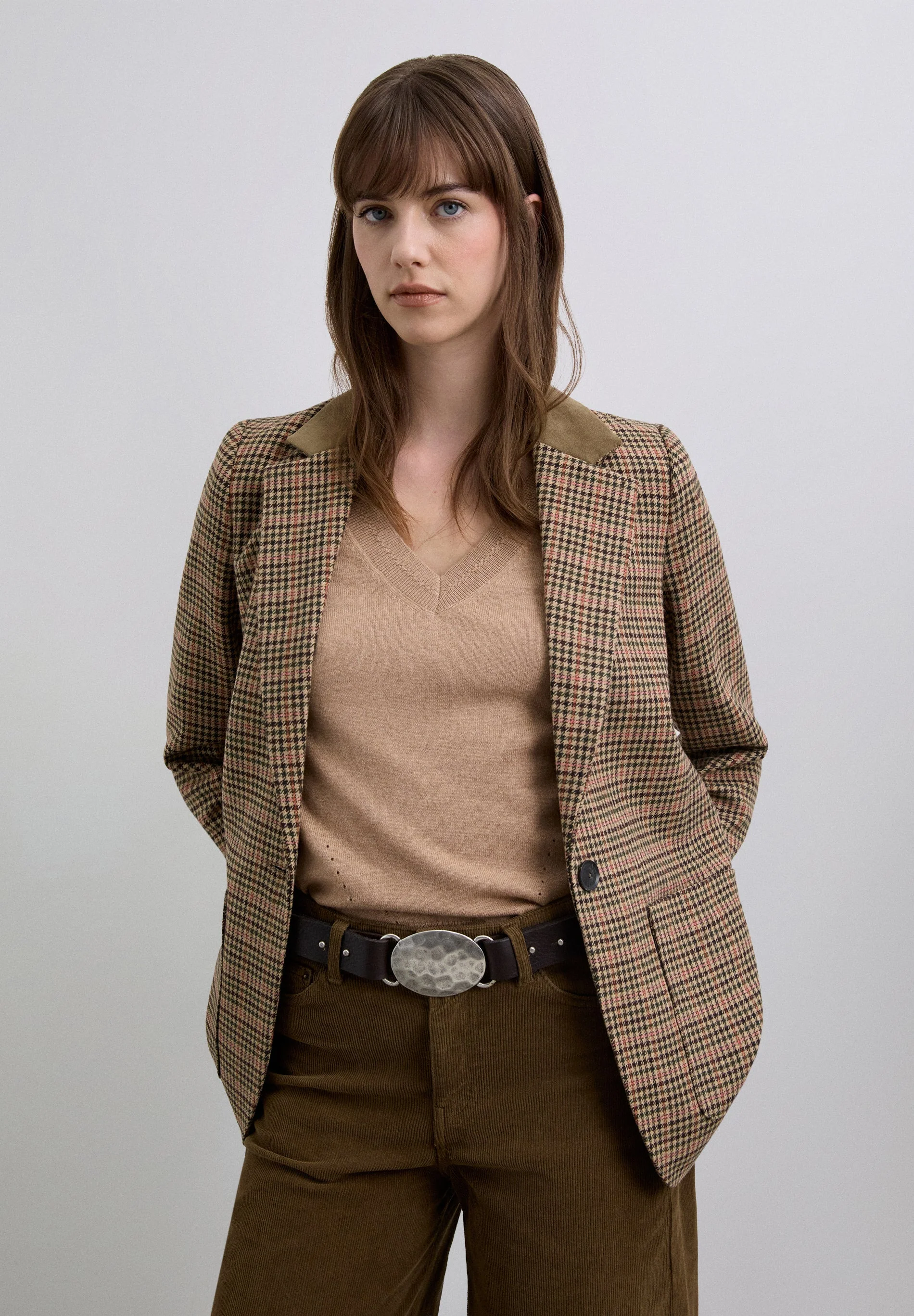 BLAZER WITH CONTRAST DETAILS - Image 2