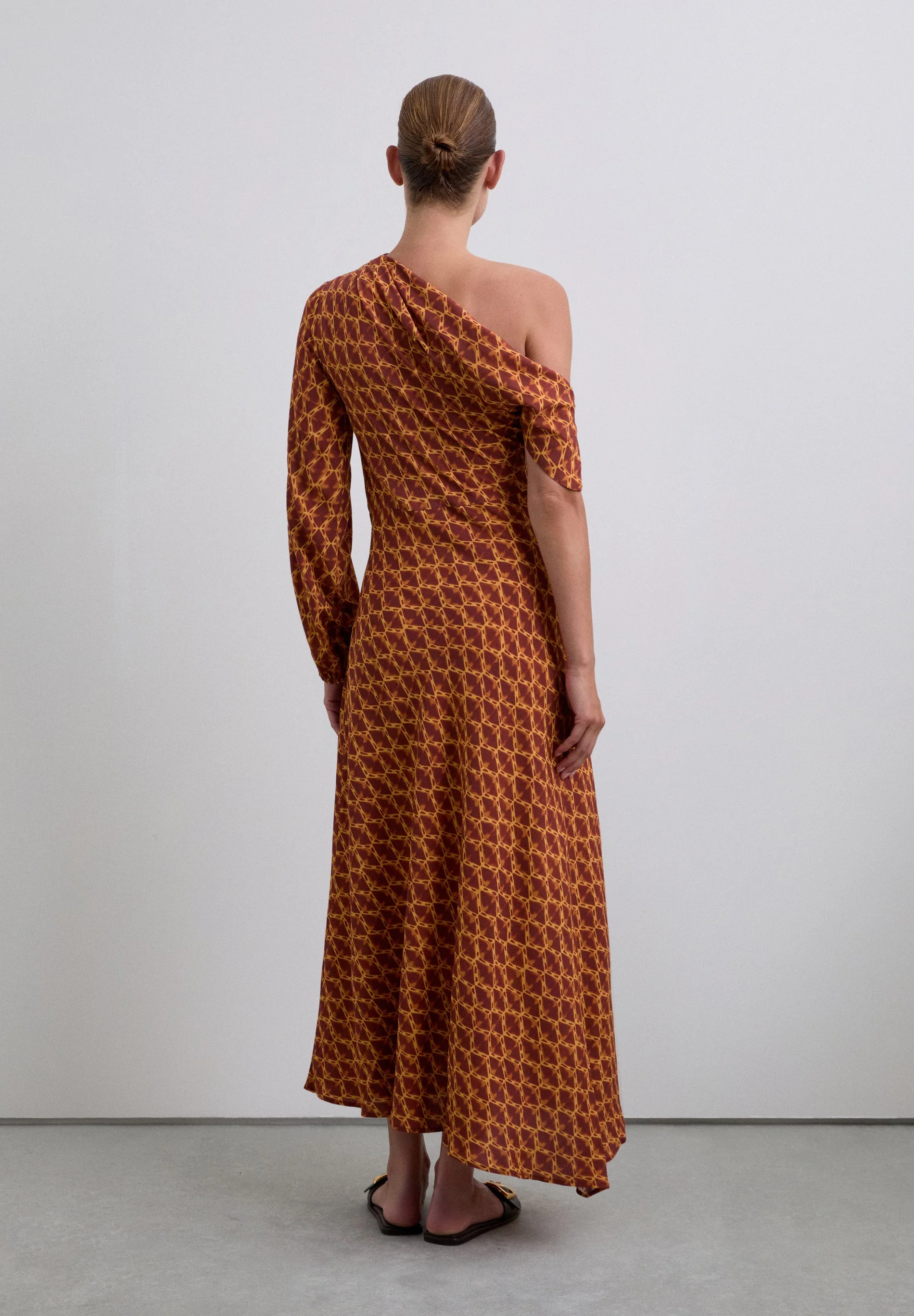 PRINTED ASYMMETRIC NECKLINE DRESS - Image 5