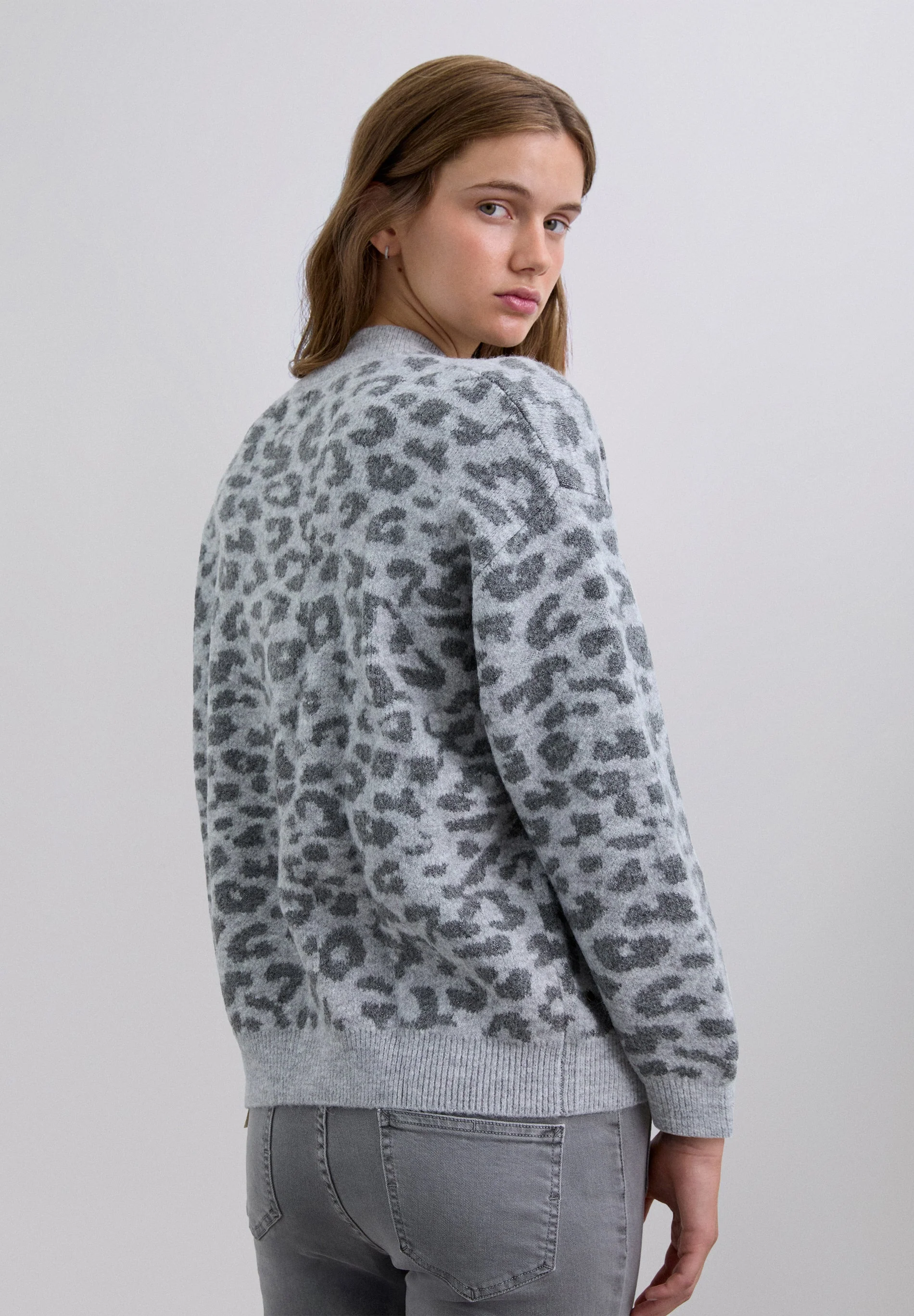 ANIMAL PRINT KNIT SWEATER - Image 3