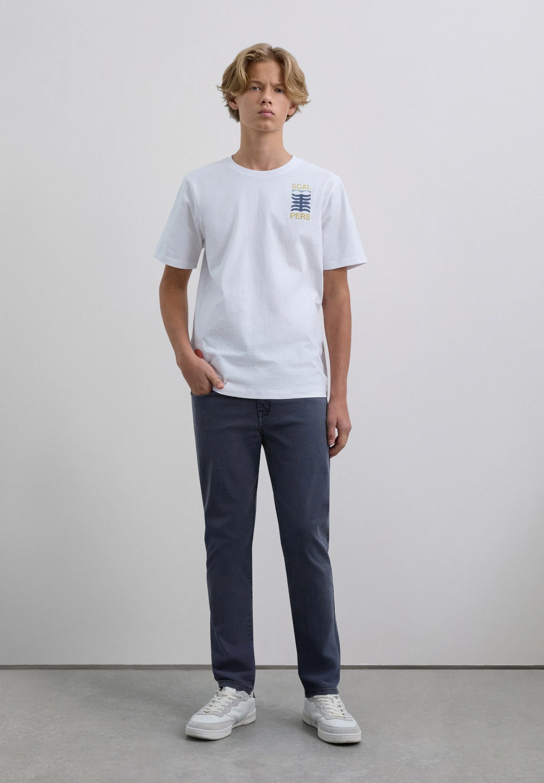 T-SHIRT WITH LOGO PRINT - Image 3