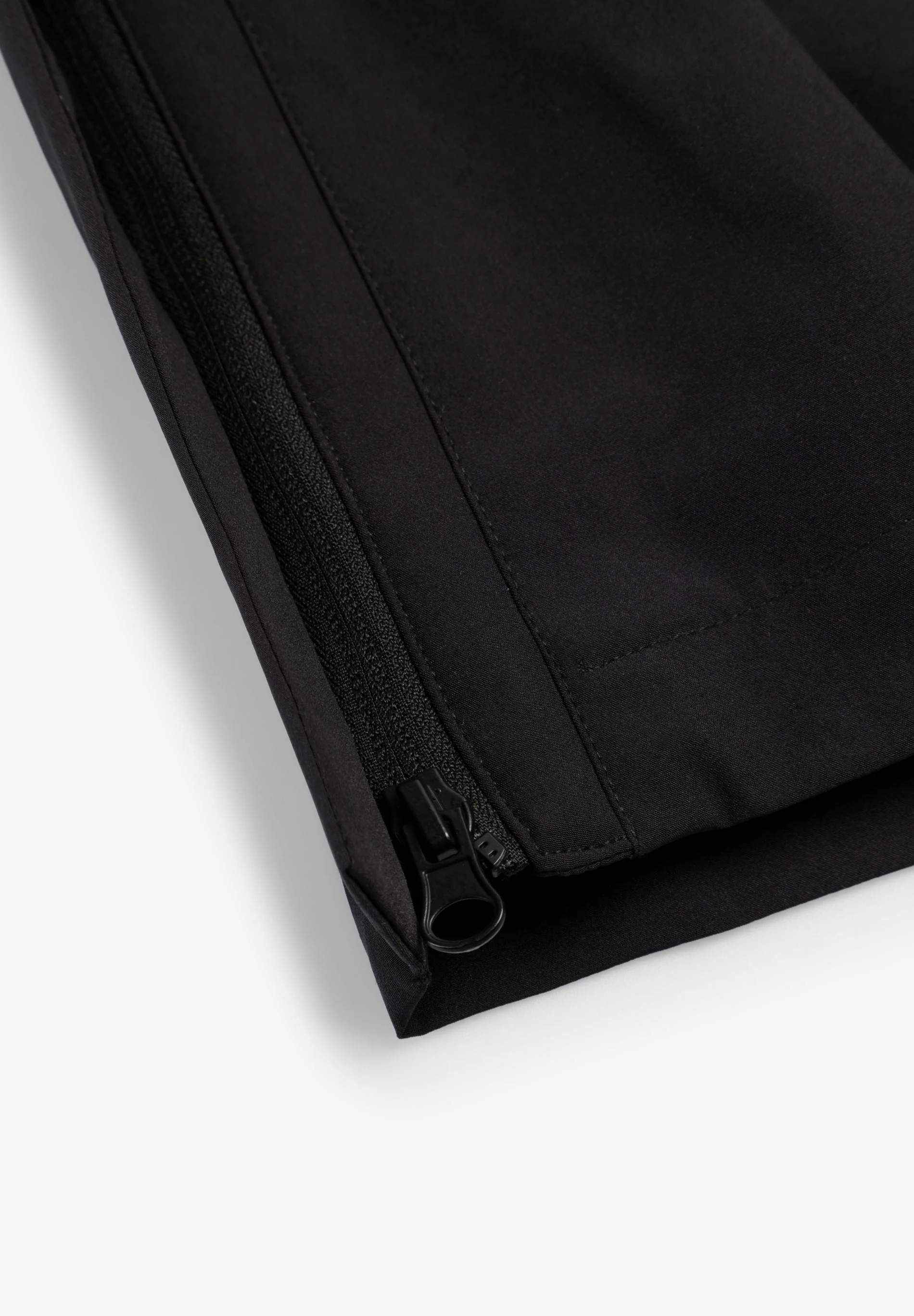 TECHNICAL FABRIC SKI TROUSERS - Image 11