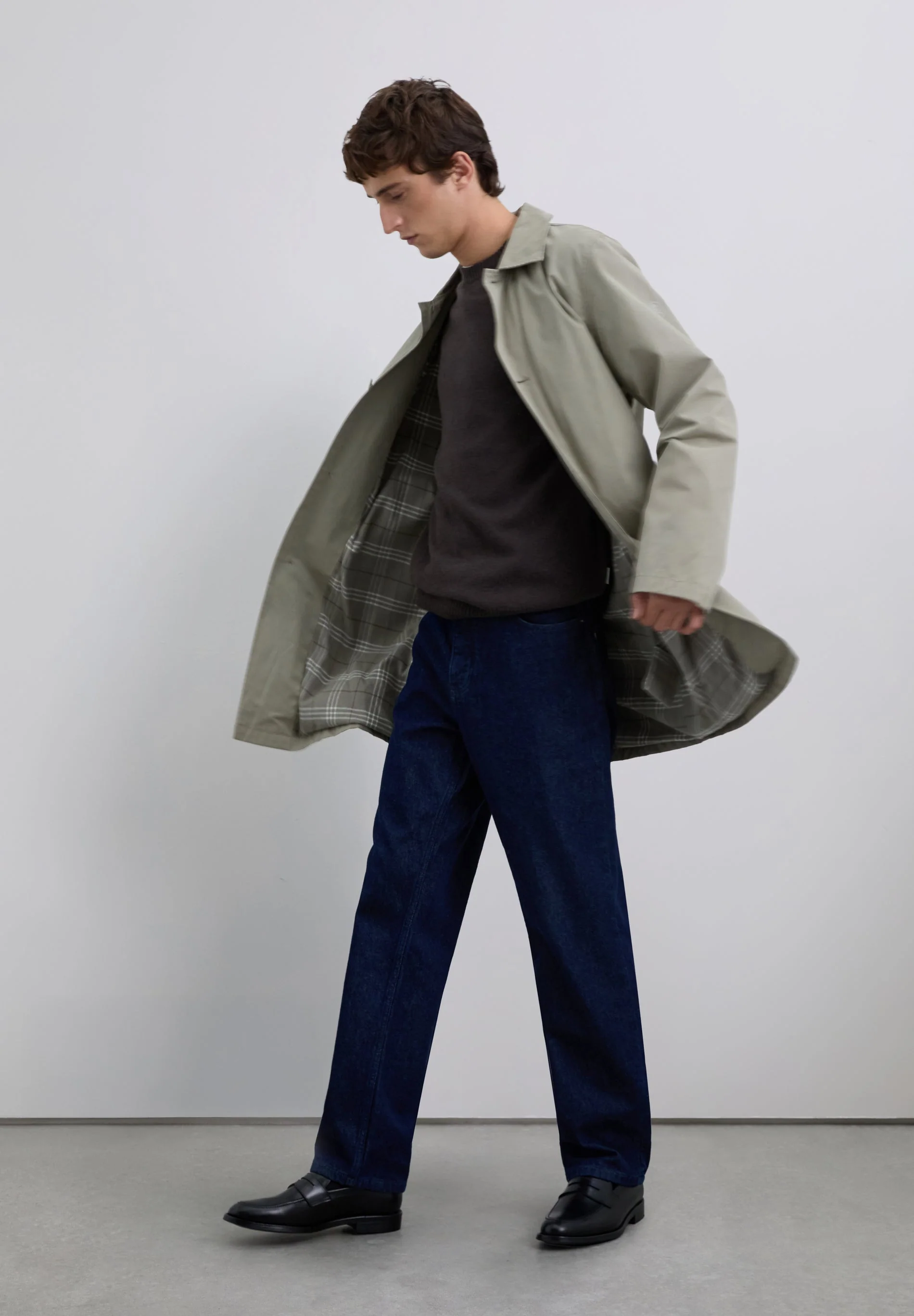 LIGHTWEIGHT SKULL PRINT TRENCH COAT - Image 5
